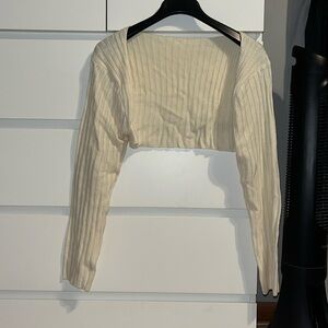 Long sleeve cropped cardigan